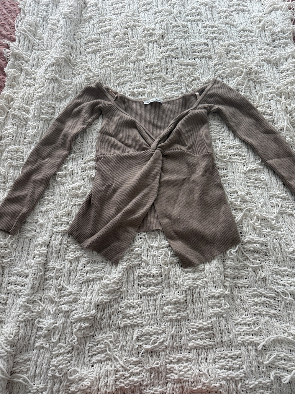 Abercrombie & Fitch Off-the-Shoulder Twist Front Sweater - Taupe